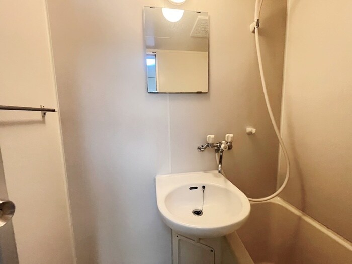 物件内観写真13　(洗面)