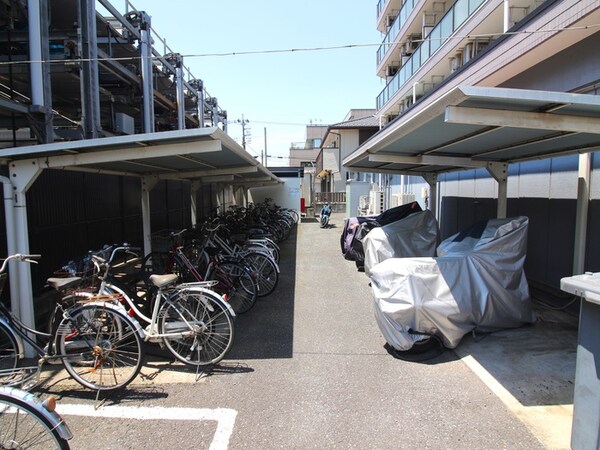 駐輪場