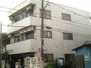 シティ鳥海外観写真