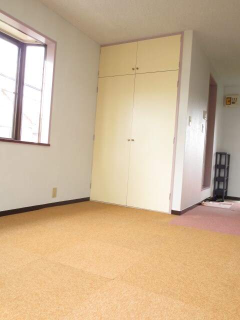 物件内観写真10　(居室)