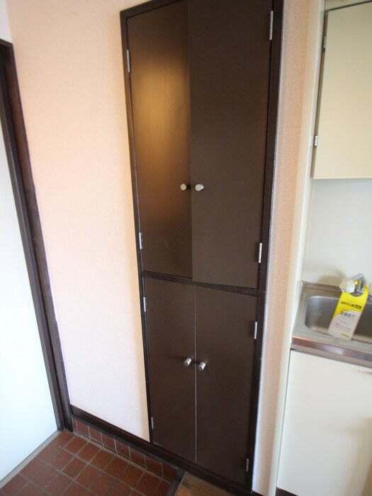 物件内観写真13　(収納)