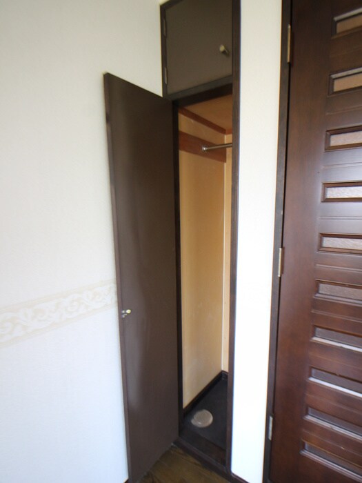 物件内観写真13　(収納)