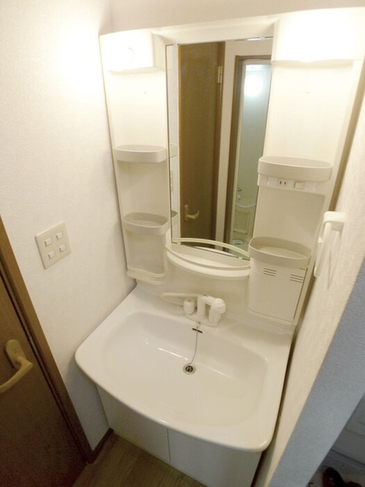 コーラル信栄の洗面