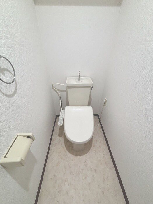 物件内観写真15　(トイレ)