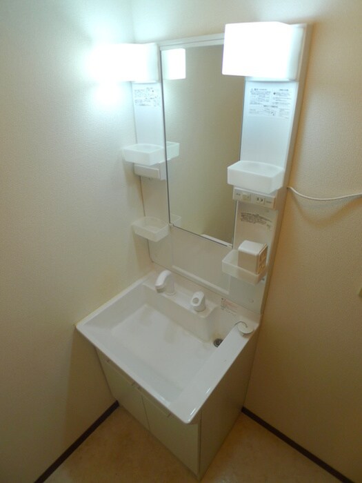 物件内観写真12　(洗面)