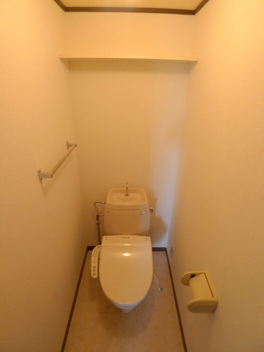 物件内観写真14　(トイレ)