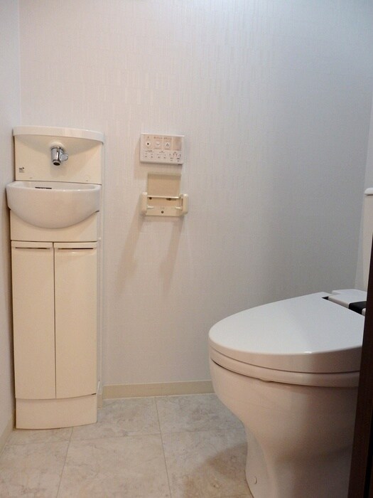 物件内観写真13　(トイレ)