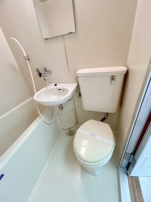 物件内観写真12　(トイレ)