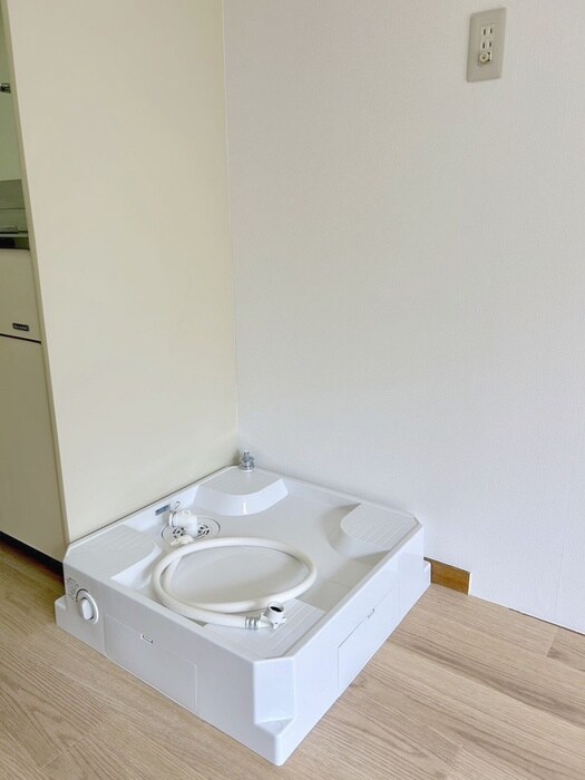 物件内観写真18　(洗濯機置場)