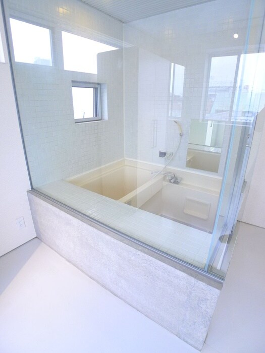 物件内観写真10　(バス／シャワールーム等)