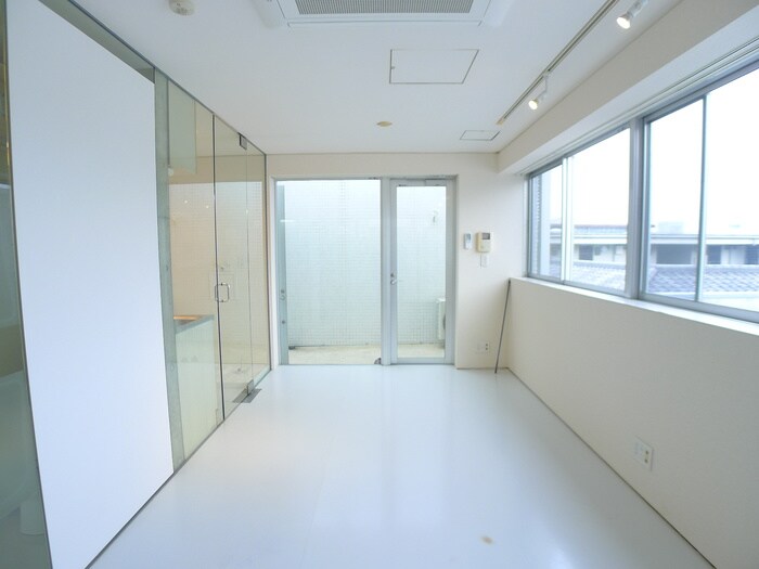 物件内観写真18　(居室)