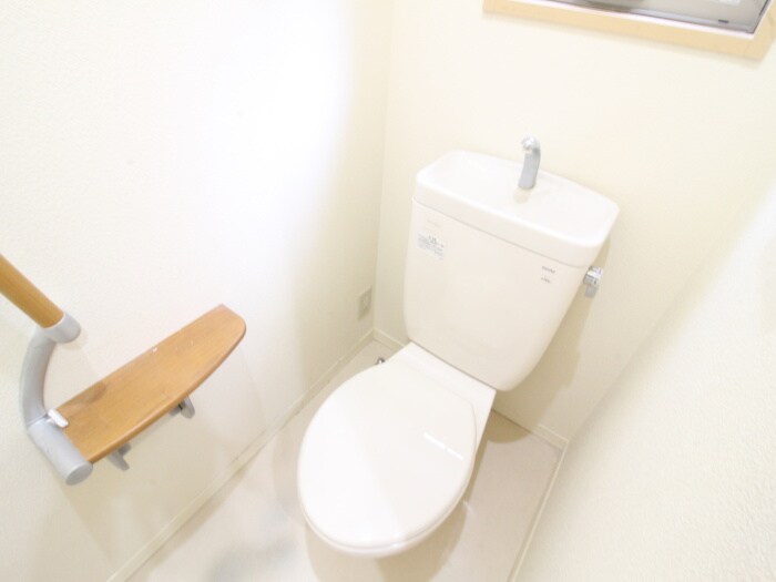 物件内観写真10　(トイレ)