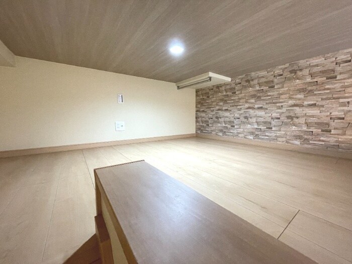 物件内観写真10　(居室)