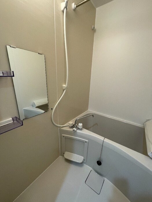 物件内観写真13　(バス／シャワールーム等)
