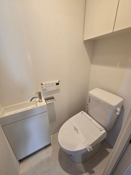 物件内観写真16　(トイレ)