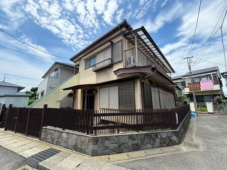 エスコート登戸外観写真