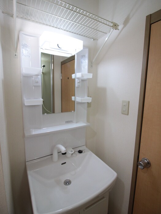 物件内観写真9　(洗面)