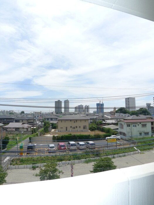 物件内観写真14　(室内からの展望)