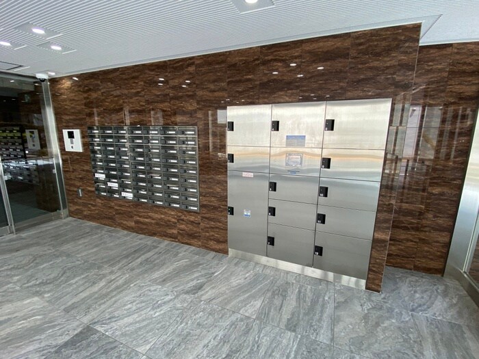 物件外観写真6　(建物設備)