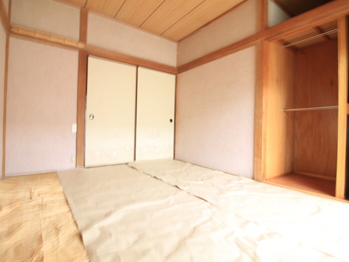 物件内観写真9　(居室)