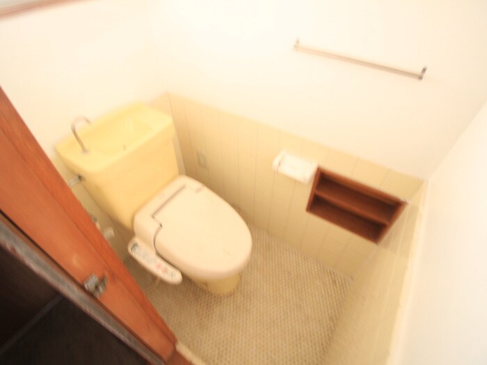 物件内観写真14　(トイレ)