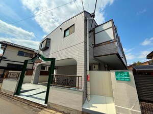 音羽館外観写真
