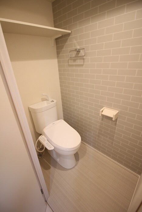 物件内観写真13　(トイレ)