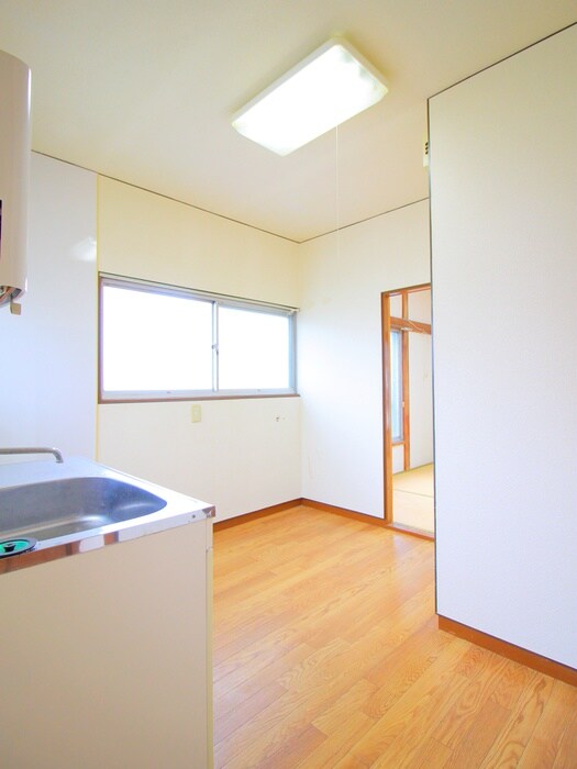 物件内観写真9　(洗面)