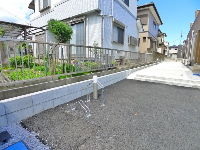 リーブルファイン坂戸浅羽野の駐輪場