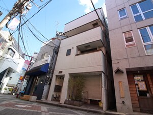 山総ビル外観写真