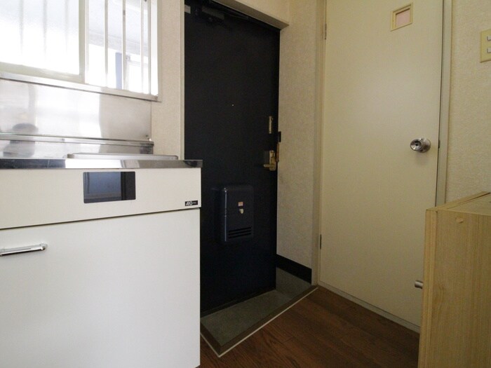 物件内観写真21　(玄関)