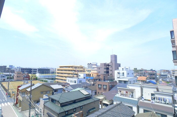 物件内観写真15　(室内からの展望)