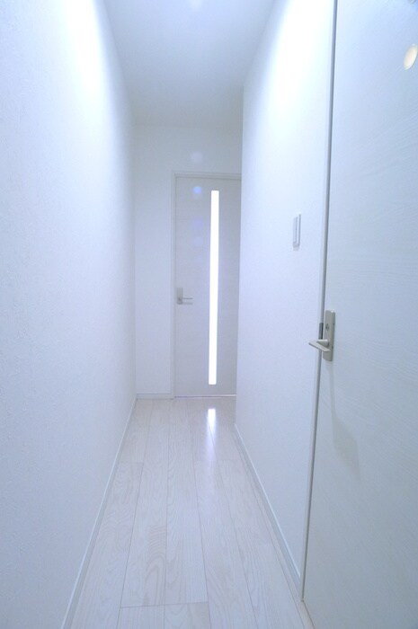 物件内観写真21　(廊下)