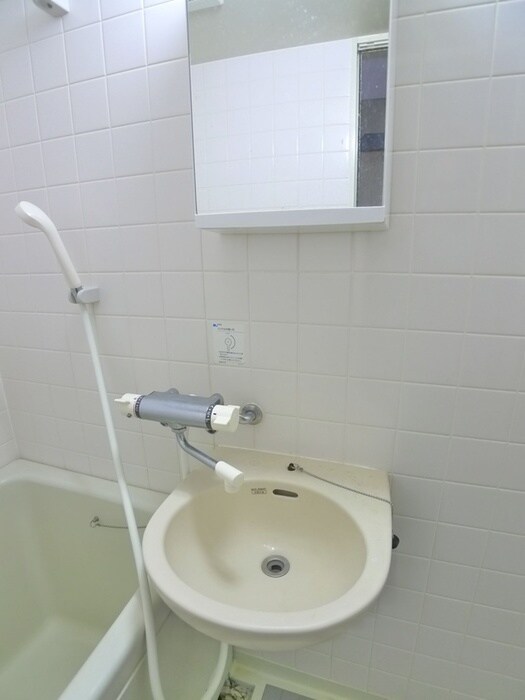 物件内観写真12　(洗面)