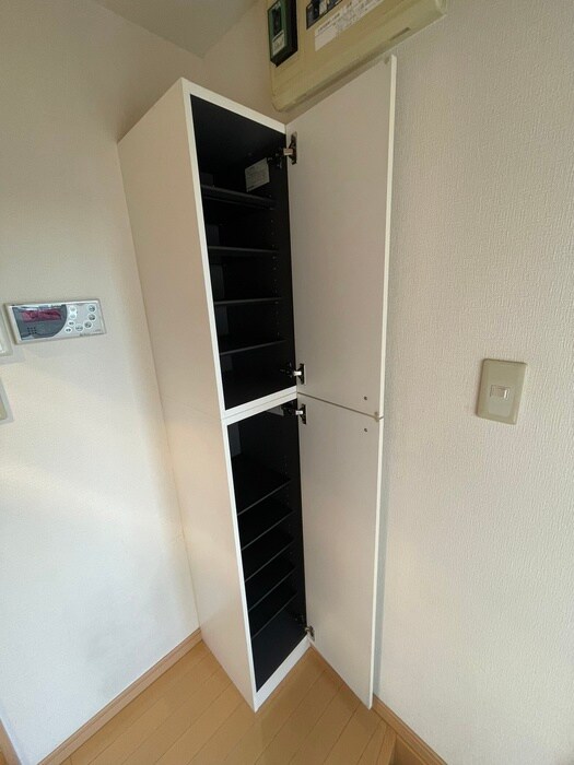 物件内観写真15　(靴箱)
