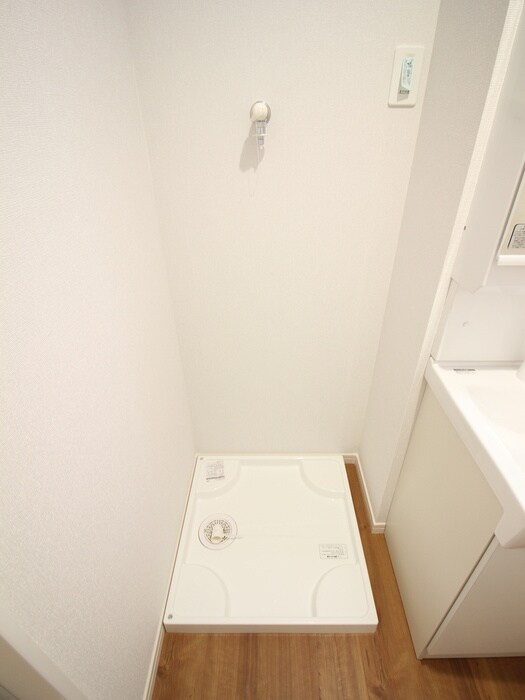 物件内観写真19　(洗濯機置場)