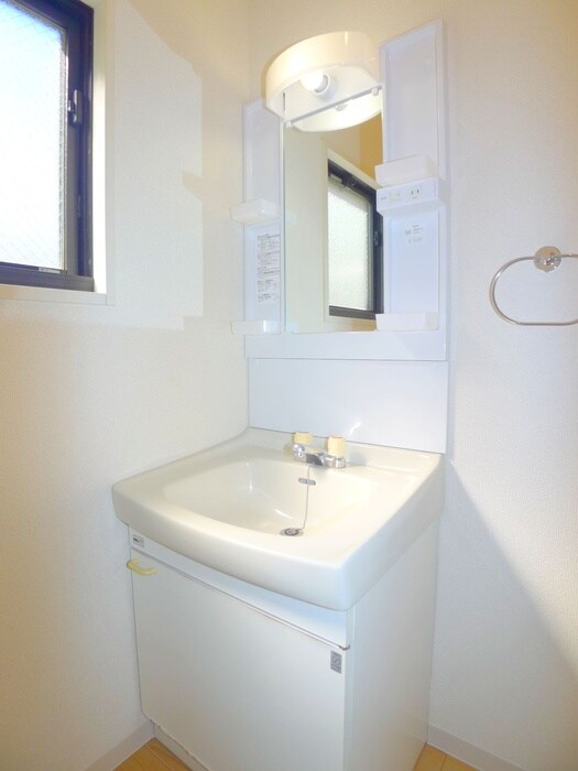 物件内観写真15　(洗面)