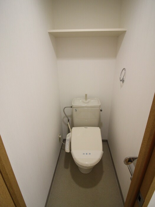 物件内観写真9　(トイレ)