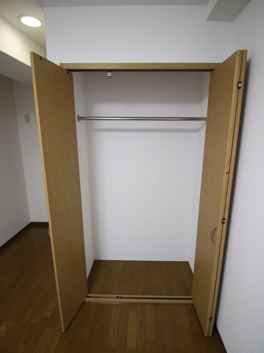 物件内観写真11　(収納)