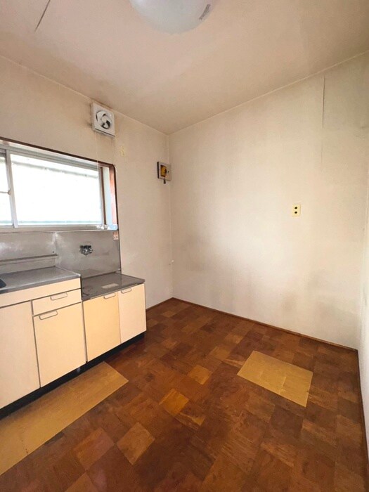 物件内観写真2　(居室)