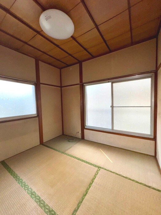 物件内観写真4　(居室)