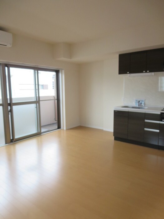 物件内観写真15　(居室)