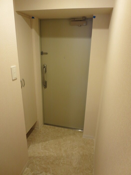 物件内観写真17　(玄関)