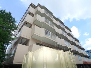 メイゾン小手指弐番館外観写真