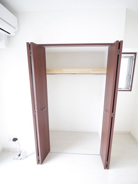 物件内観写真10　(収納)