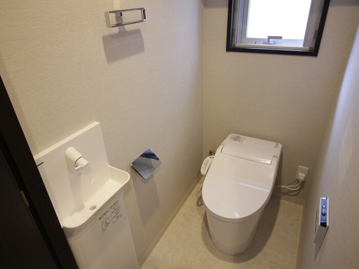 物件内観写真15　(トイレ)