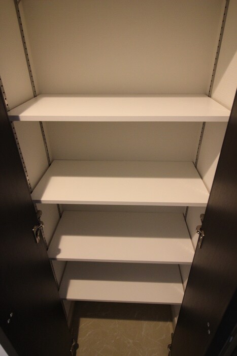 物件内観写真18　(靴箱)