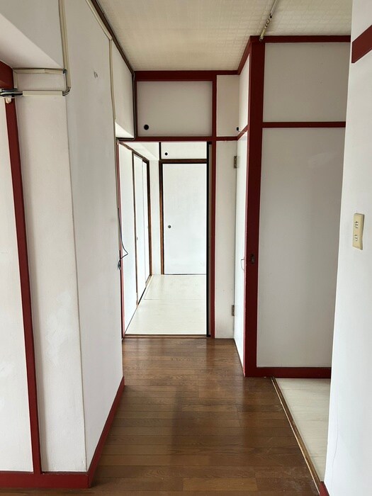 物件内観写真21　(廊下)
