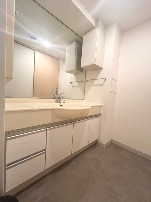 物件内観写真11　(洗面)