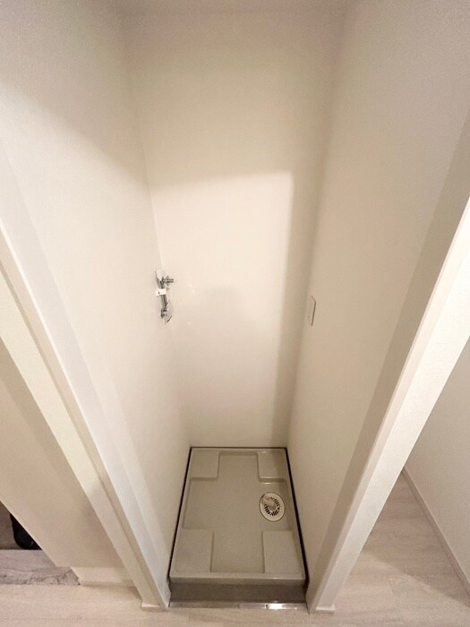 物件内観写真12　(洗濯機置場)